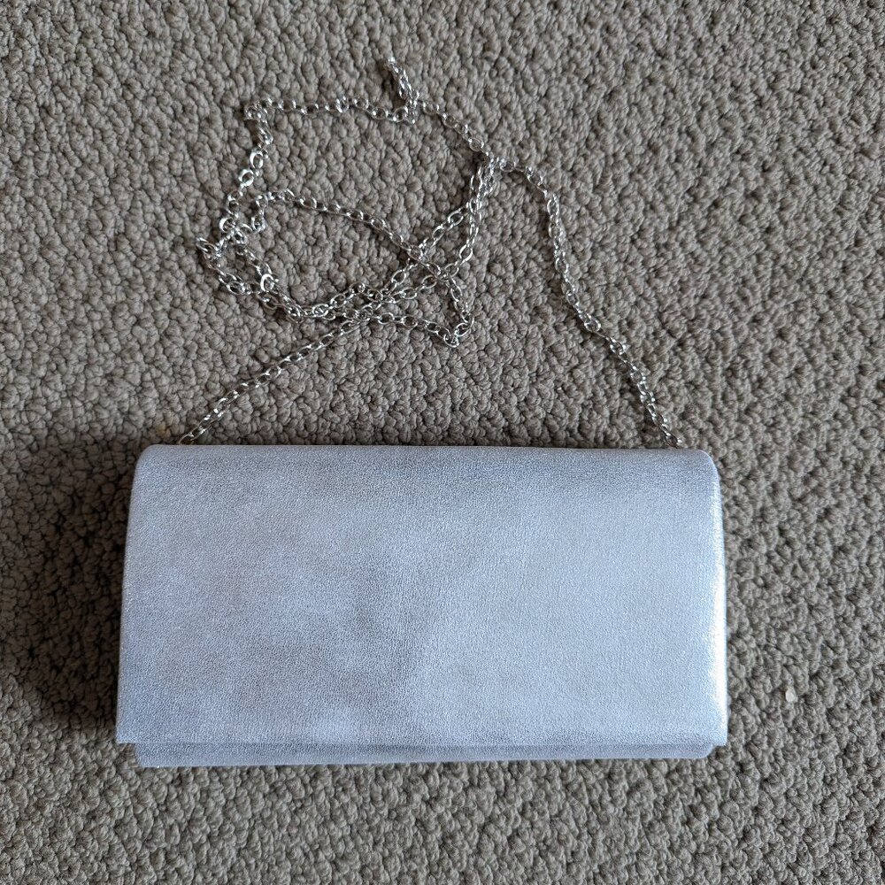 Short Silver Clutch with a Chain